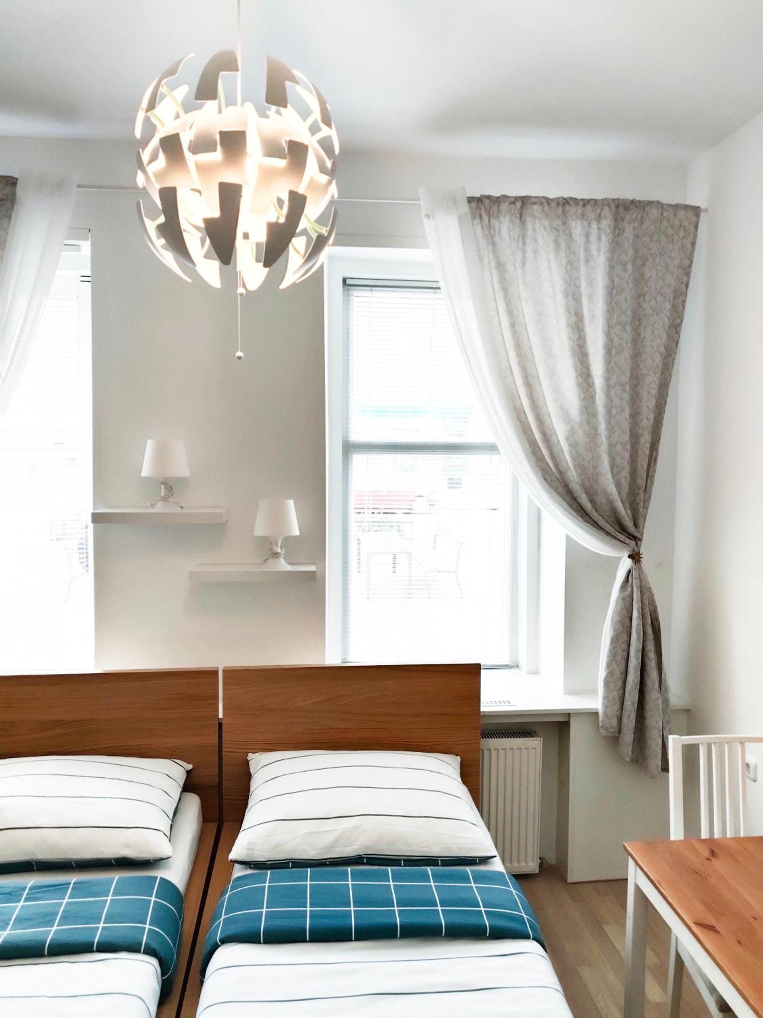 Favorit-rooms Direkt Metro-u1 Connection To Centralstation And City-center Hostel Wien
